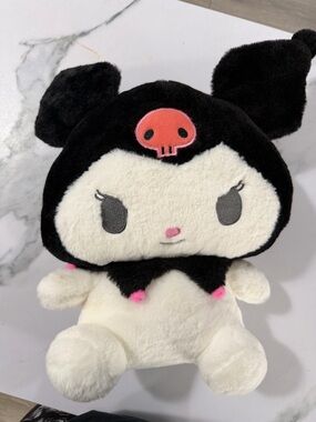 Kuromi plush backpack